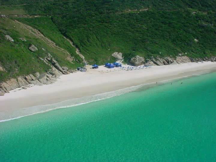 passeio arraial do cabo saindo do rj