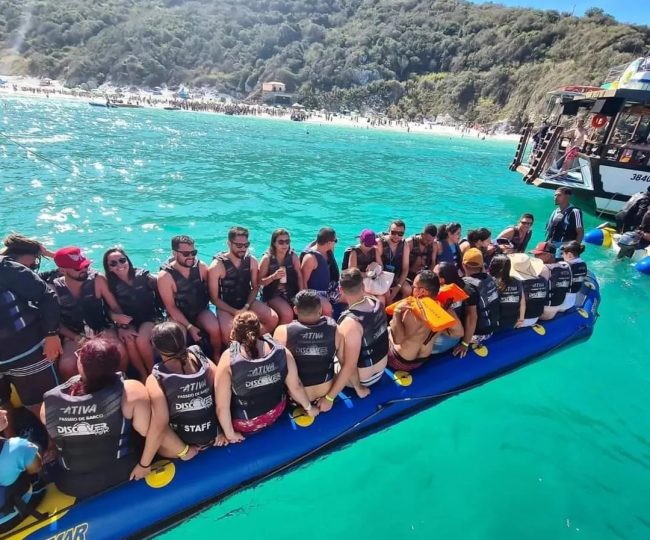 passeio arraial do cabo saindo do rio de janeiro